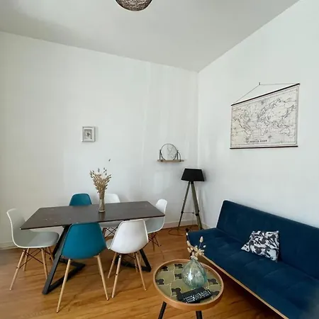 Les Pieds Dans Le Bassin Le Havre