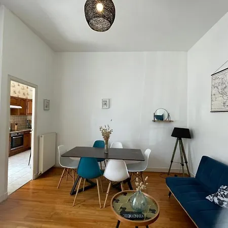 Les Pieds Dans Le Bassin Apartmán